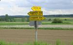 Signpost between Paring and Schierling